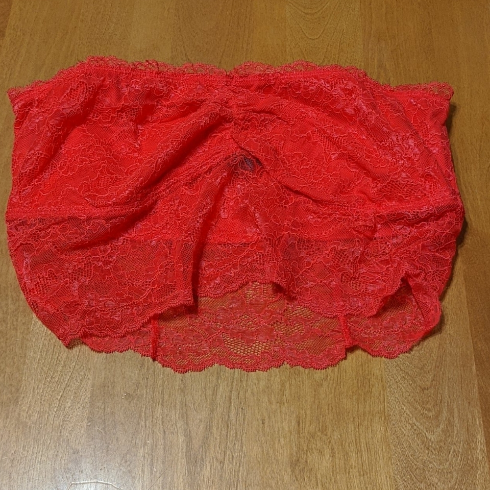 NWOT AMERICAN EGALE CROP TOP SZ.L